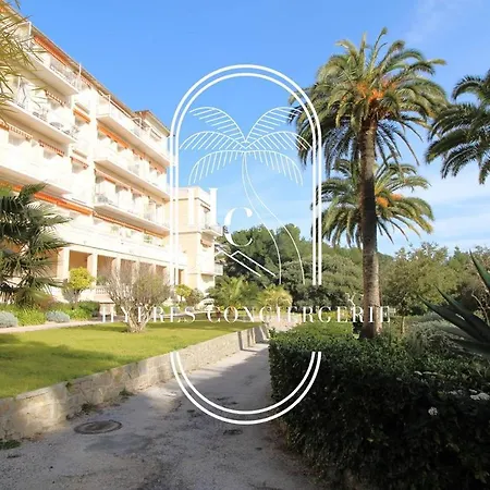 T3 Piscine Piscine Le Mont Des Oiseaux By Hc * Hyeres